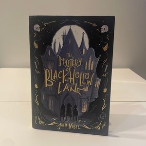 The Mystery of Black Hollow Lane Book by Julia Nobel